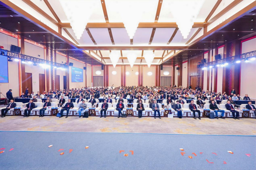 第八届山东省人工智能大会(SDAI2025)在乐陵召开 实验室团队参会共探 AI 发展 第八届山东省人工智能大会(SDAI2025)在乐陵召开 实验室团队参会共探 AI 发展